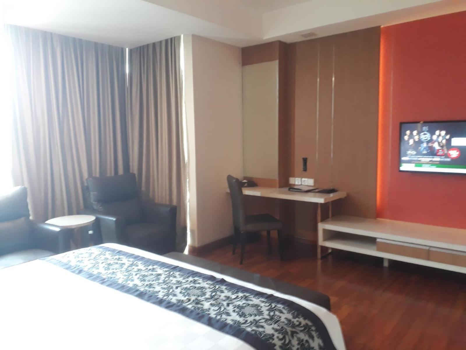 Nagoya Hill Hotel Batam Dış mekan fotoğraf