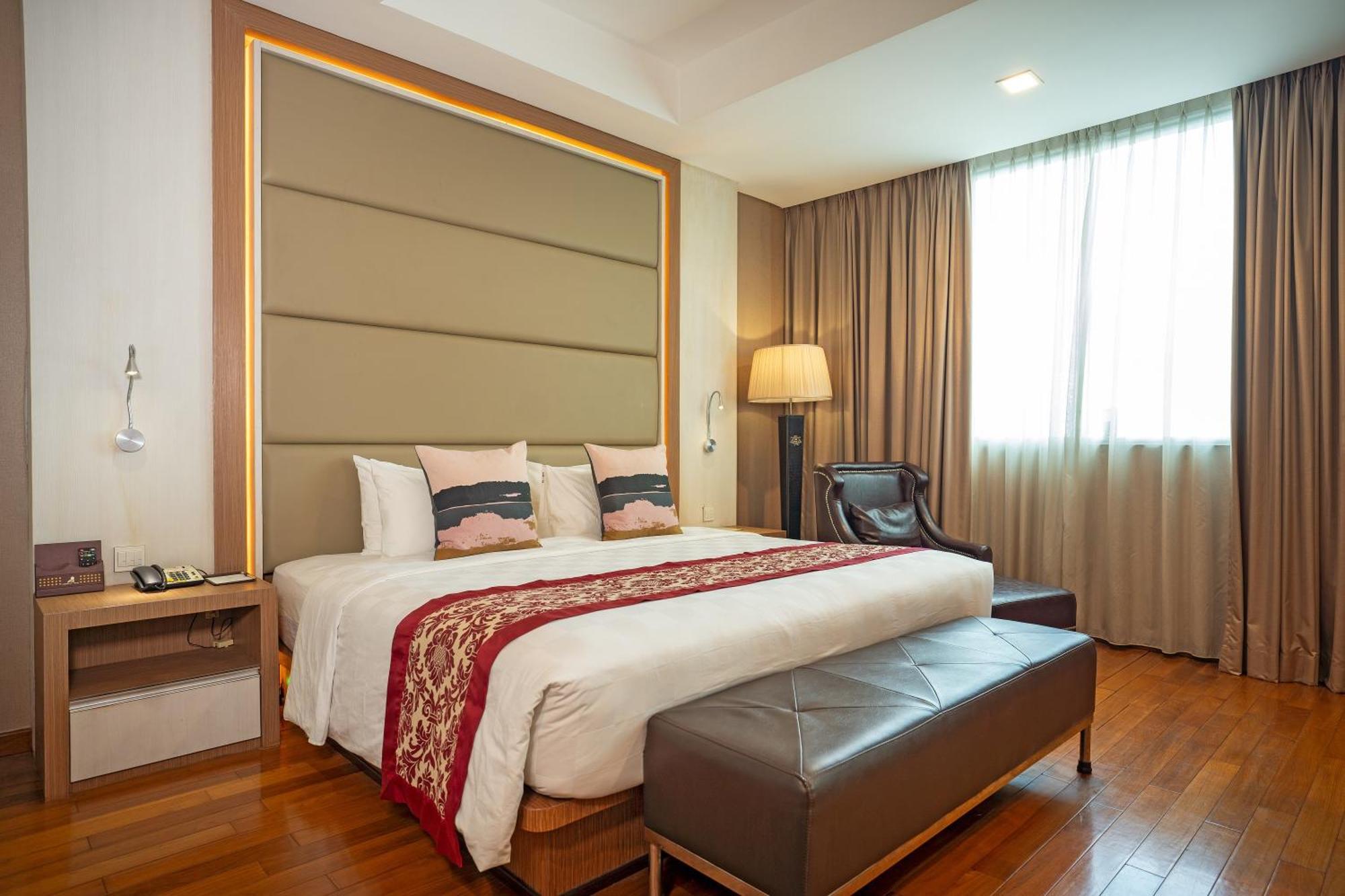 Nagoya Hill Hotel Batam Dış mekan fotoğraf