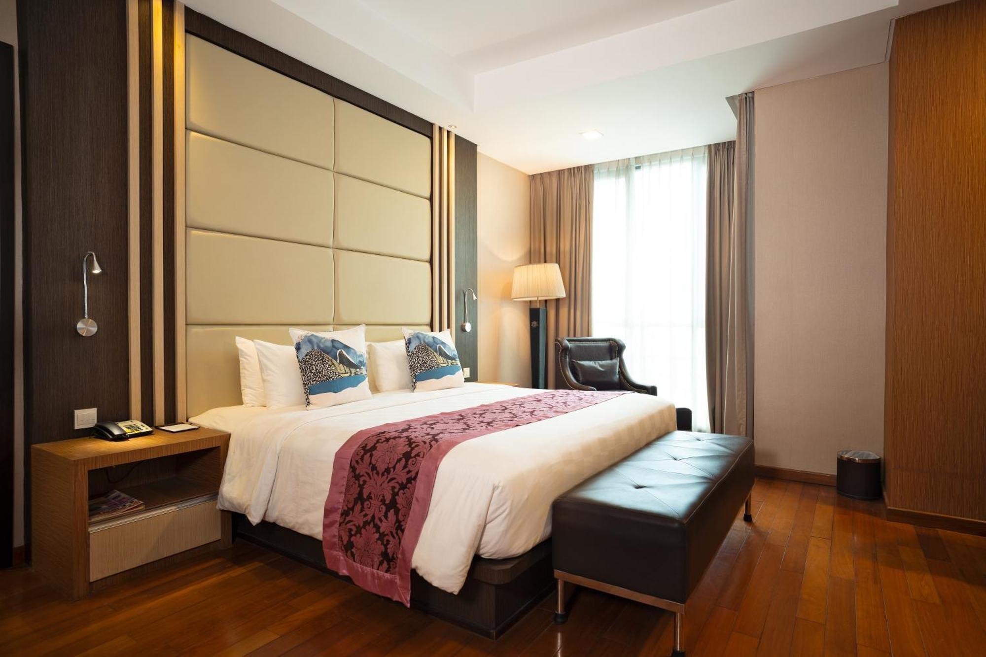 Nagoya Hill Hotel Batam Dış mekan fotoğraf