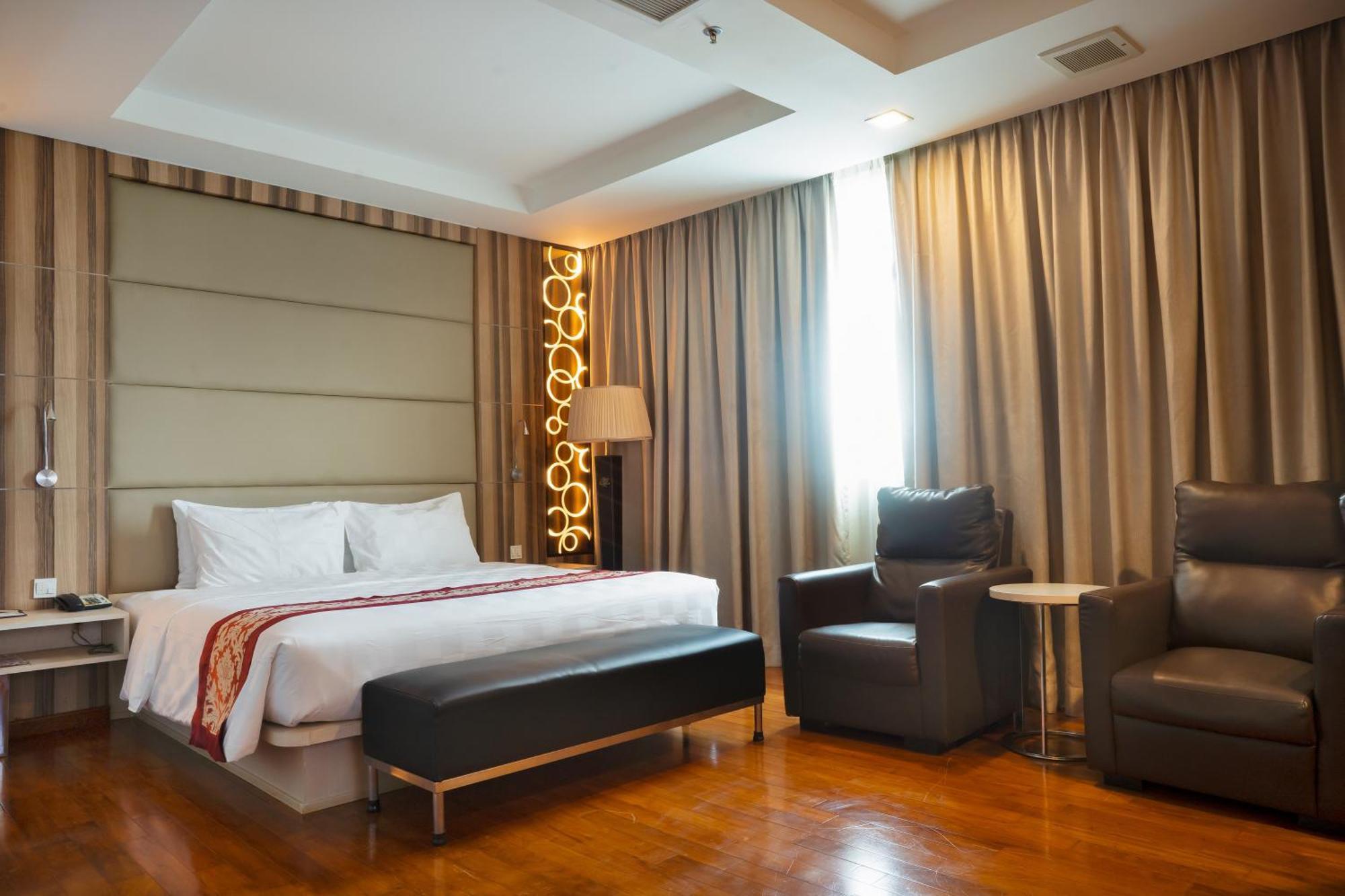 Nagoya Hill Hotel Batam Dış mekan fotoğraf