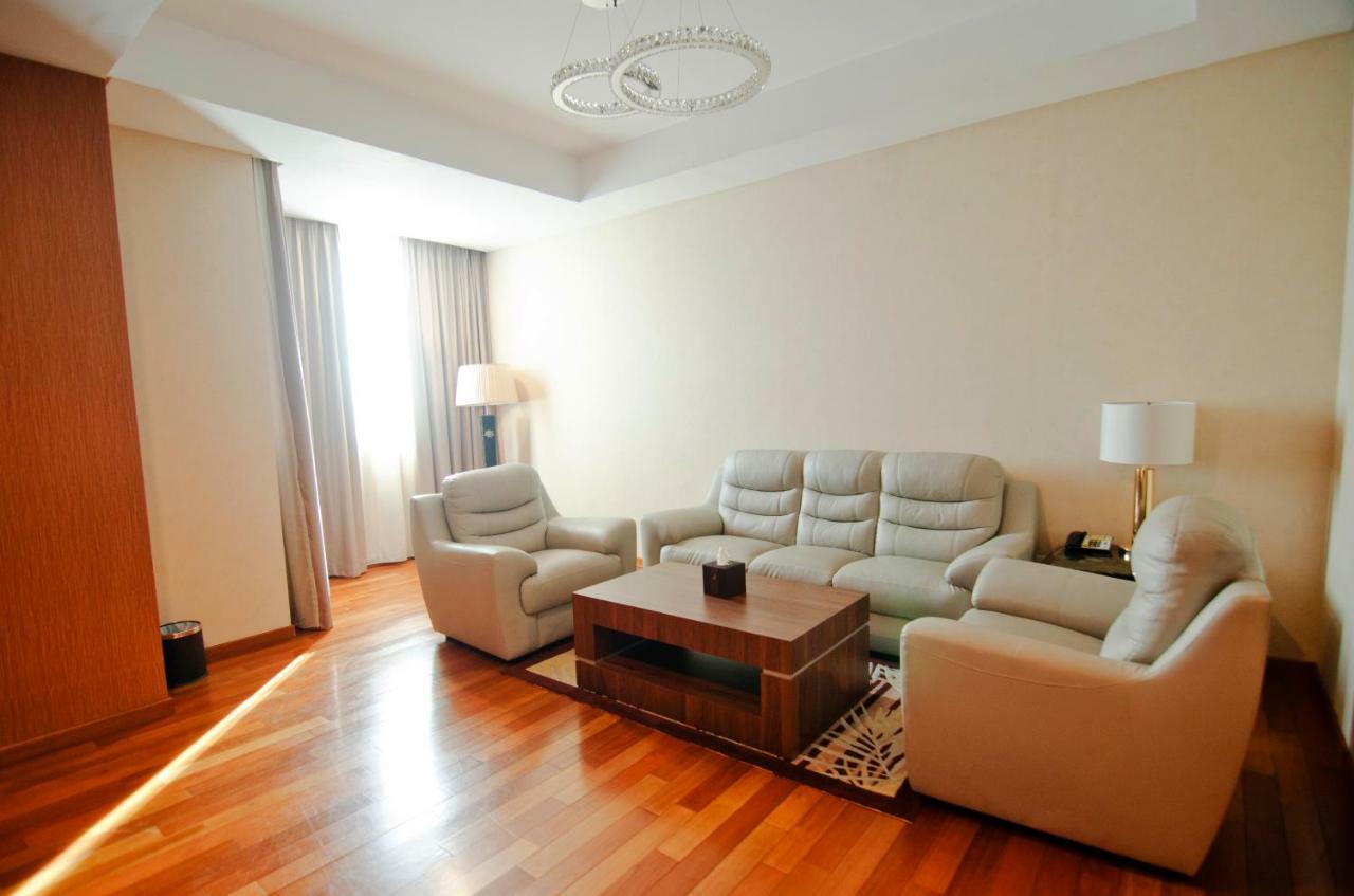 Nagoya Hill Hotel Batam Dış mekan fotoğraf